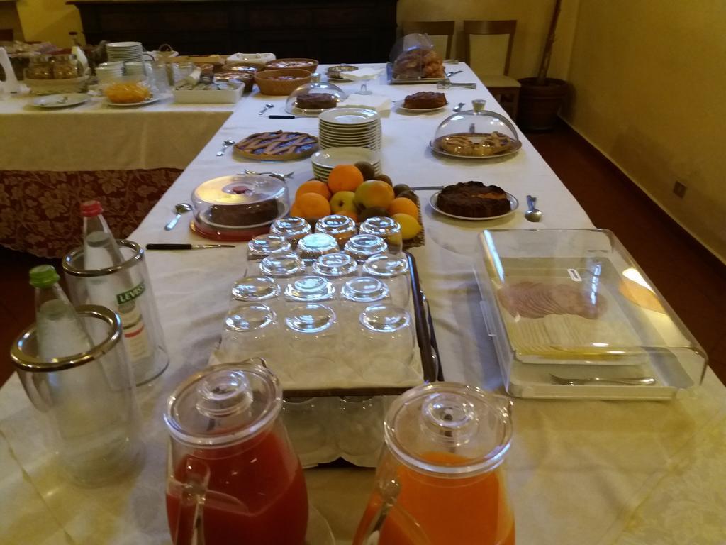 斯佩达利乔酒店 巴斯蒂亚乌姆布拉 外观 照片